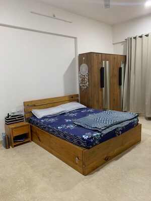 Bedroom in 2 BHK Apartment at Shapoorji Pallonji Vicinia, Powai – for Rent