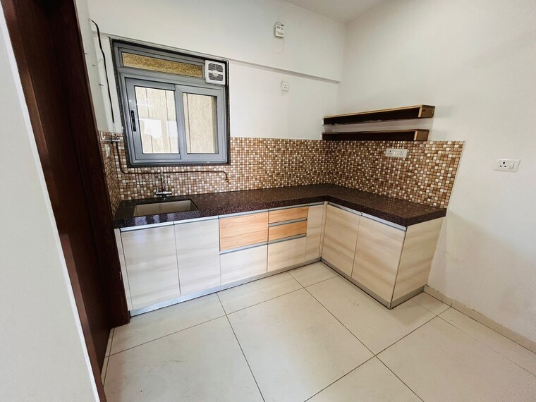 Kitchen, amanora-gold-towers 2 Bedroom 646 Sq.Ft. Apartment In Hadapsar Pune 9300589