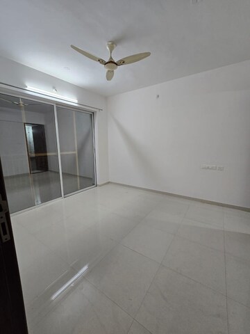 Room in 2 BHK Apartment at Pethkar Siyona, Punawale – for Rent