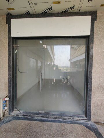  Shop – Exterior View View at Signature Global Park 4 and 5, Sohna Sector 36 - for Sale