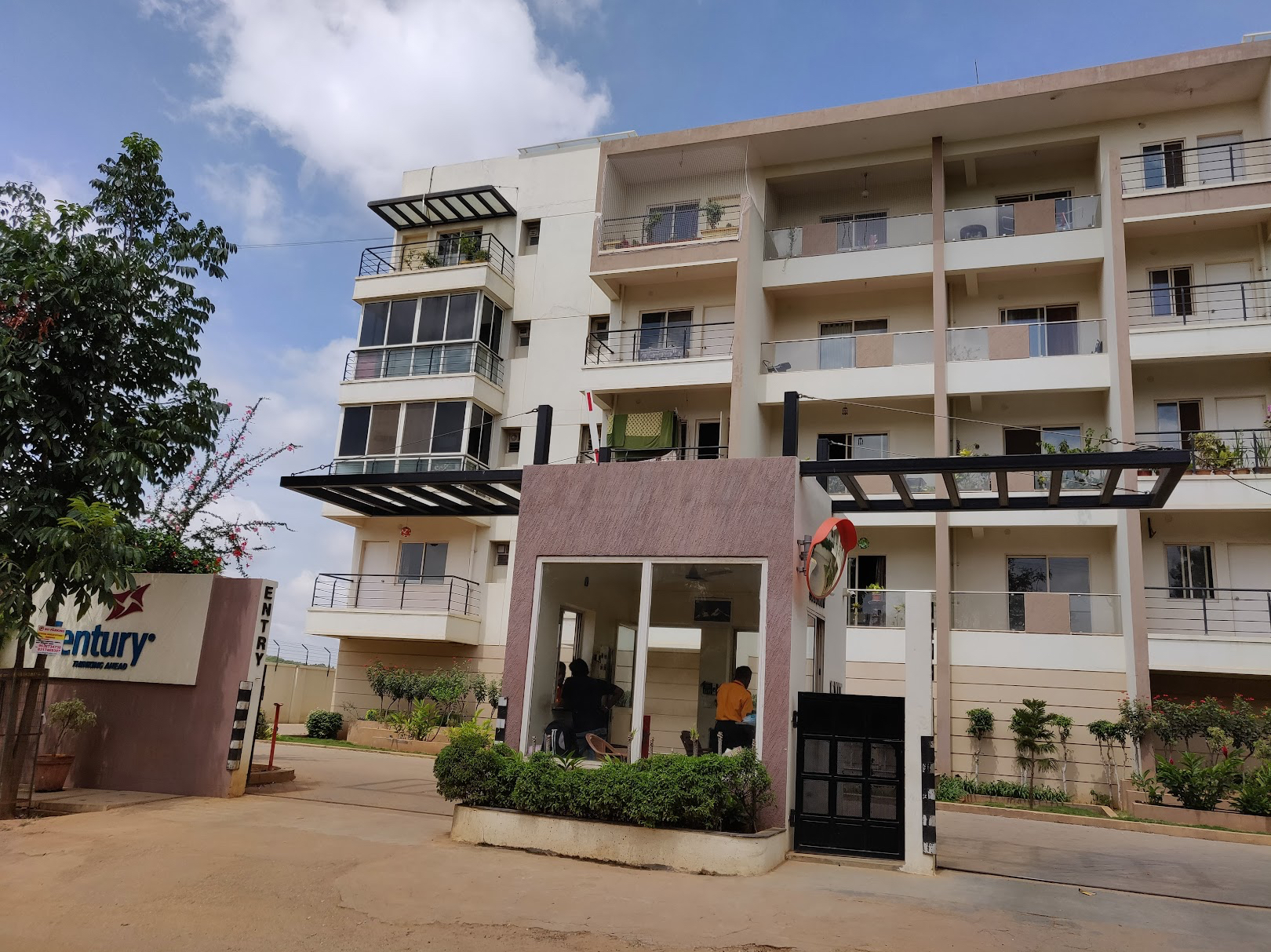 2 BHK Apartment For Rent in Century Commanders Vista