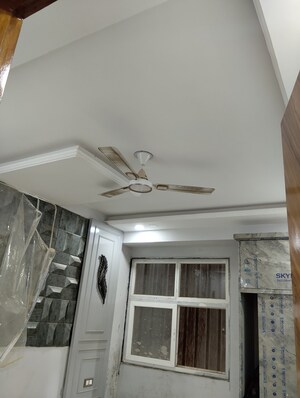 Furnished Amenities in 3 BHK Builder Floor at Sector 73 – for Sale