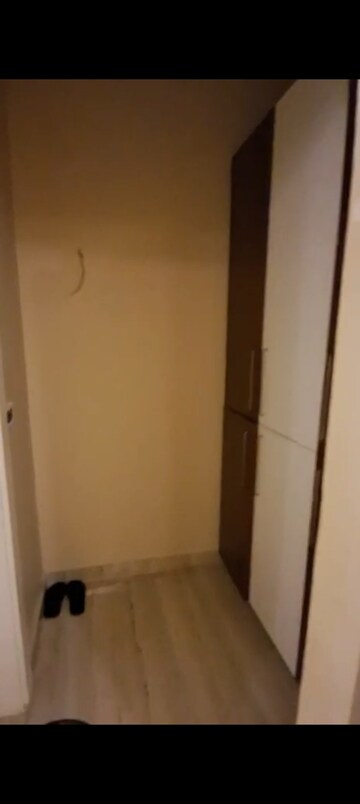 Room in 3 BHK Independent House at Sahastradhara Road – for Rent