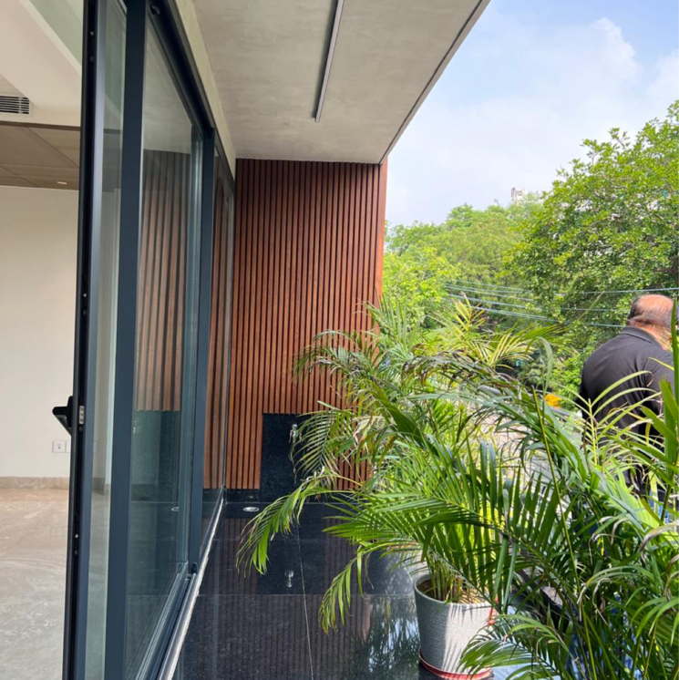 Balcony, defence colony 3 Bedroom 3250 Sq.Ft. Builder Floor In Defence Colony Delhi 9300682