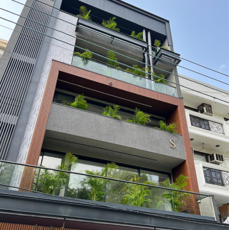 Balcony, defence colony 3 Bedroom 3250 Sq.Ft. Builder Floor In Defence Colony Delhi 9300682