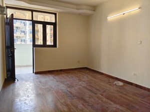 Room in 4 BHK Apartment at K World Royal Court, Sector 39 – for Rent