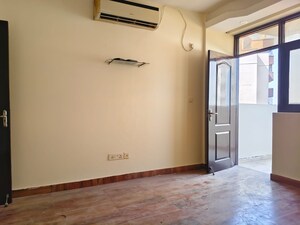 Room in 4 BHK Apartment at K World Royal Court, Sector 39 – for Rent