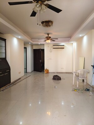 Team Area in 4 BHK Apartment at K World Royal Court, Sector 39 – for Rent