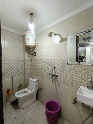 Bathroom in 1 BHK Builder Floor at Saket – for Rent