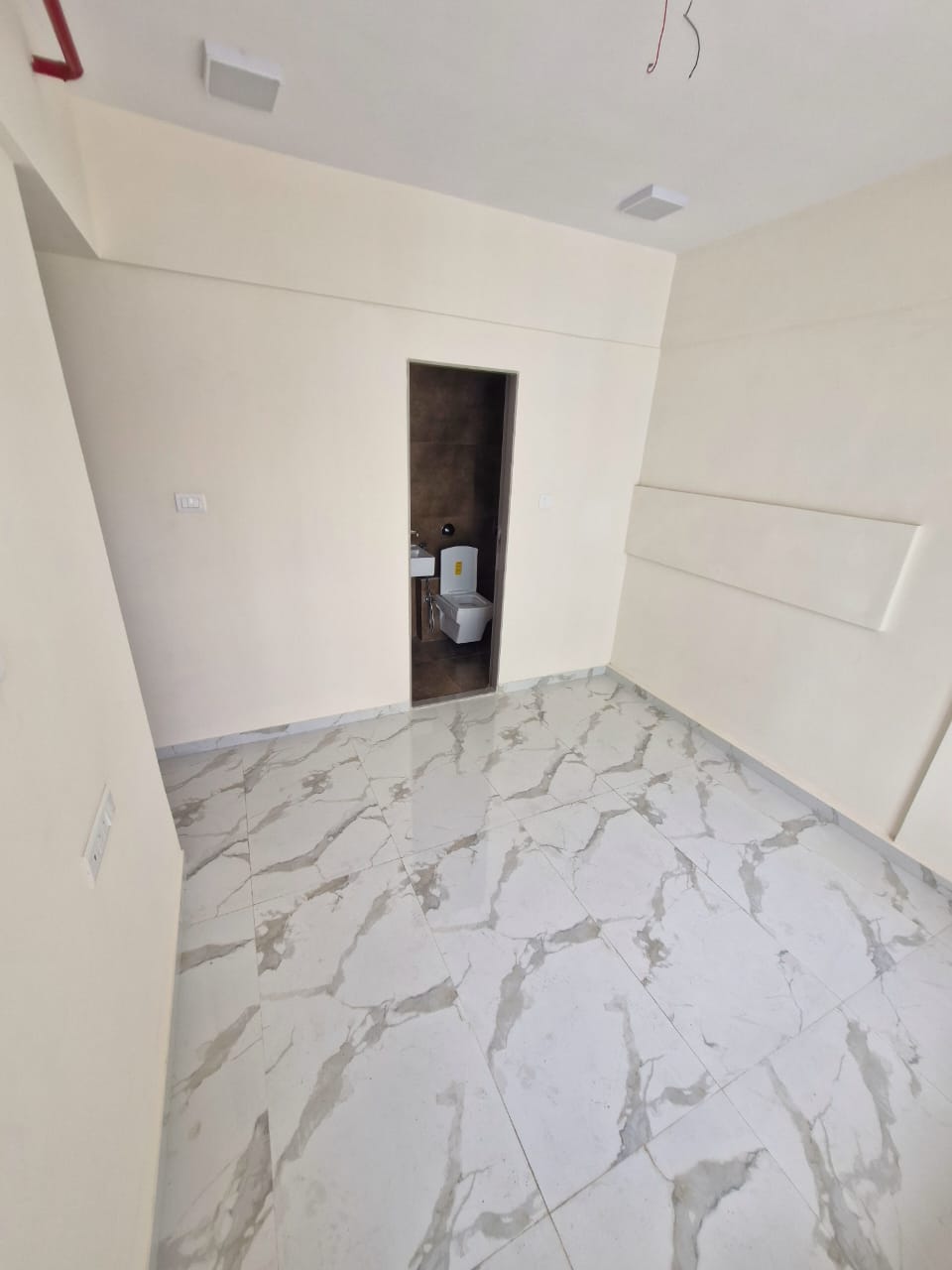 1 BHK Apartment For Rent in Dotom Isle