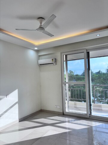 Room in 3 BHK Apartment at Maya Green Lotus Saksham, International Airport Road – for Rent