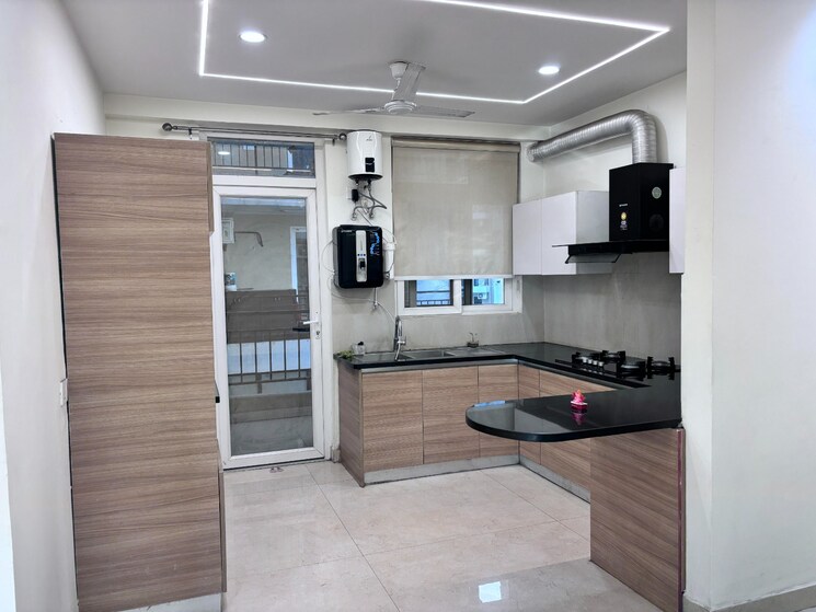 Kitchen, maya-green-lotus-saksham 3 Bedroom 1346 Sq.Ft. Apartment In International Airport Road Zirakpur 9300744
