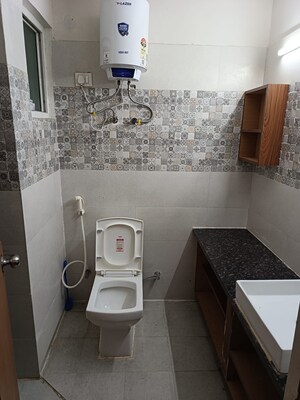 Bathroom in 1 BHK Apartment at Paramount Golfforeste, Zeta I Greater Noida – for Rent