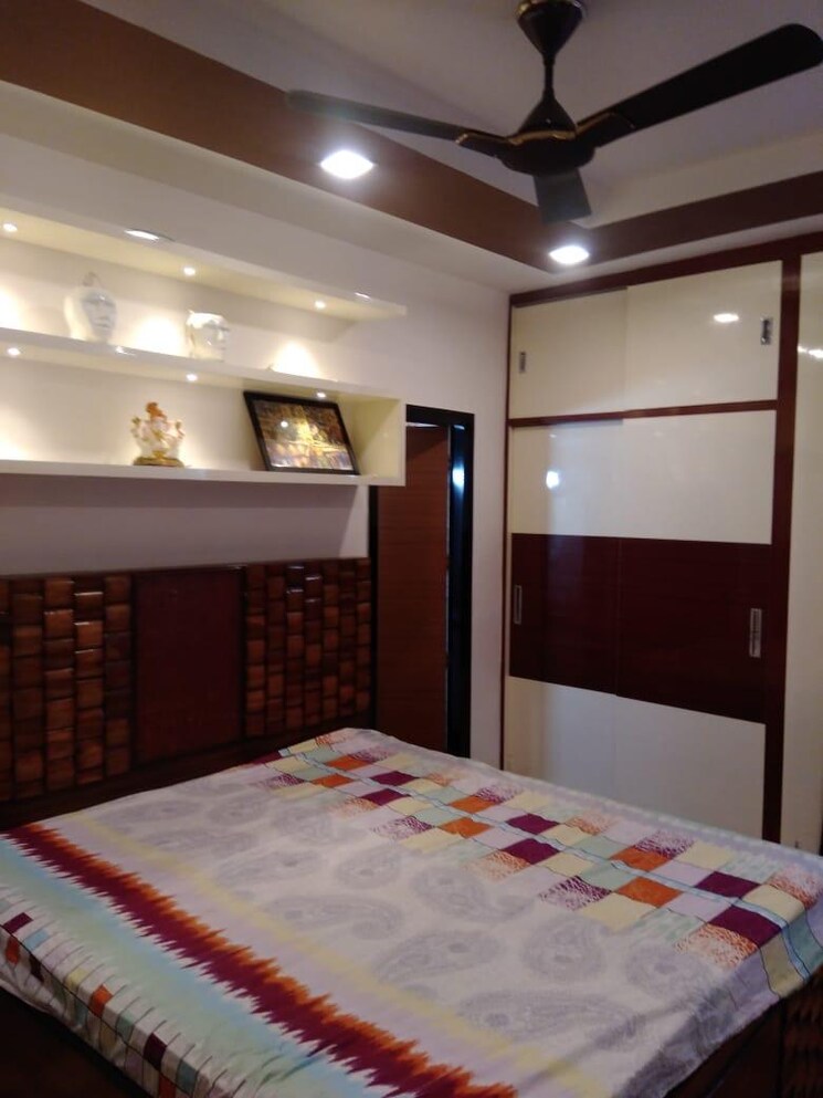 Bedroom, unitech-uniworld-gardens-2 3 Bedroom 1355 Sq.Ft. Apartment In Sector 47 Gurgaon 9300818