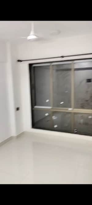 Furnished Amenities in 2 BHK Apartment at Shiv Shakti Tower 28, Malad East – for Rent