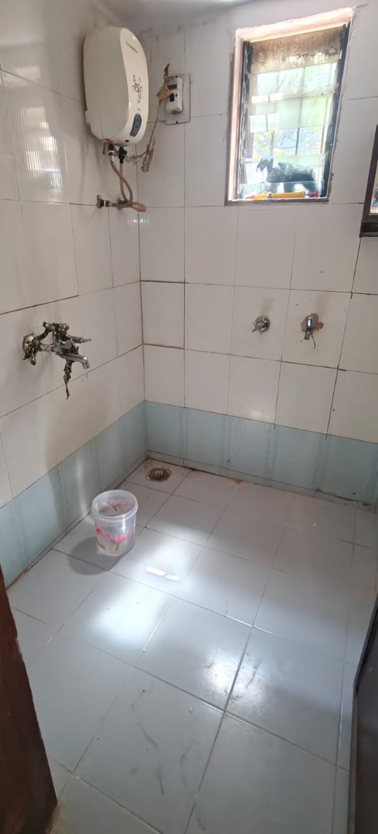 Bathroom, dombivli west 2 Bedroom 850 Sq.Ft. Apartment In Dombivli West Thane 9300831
