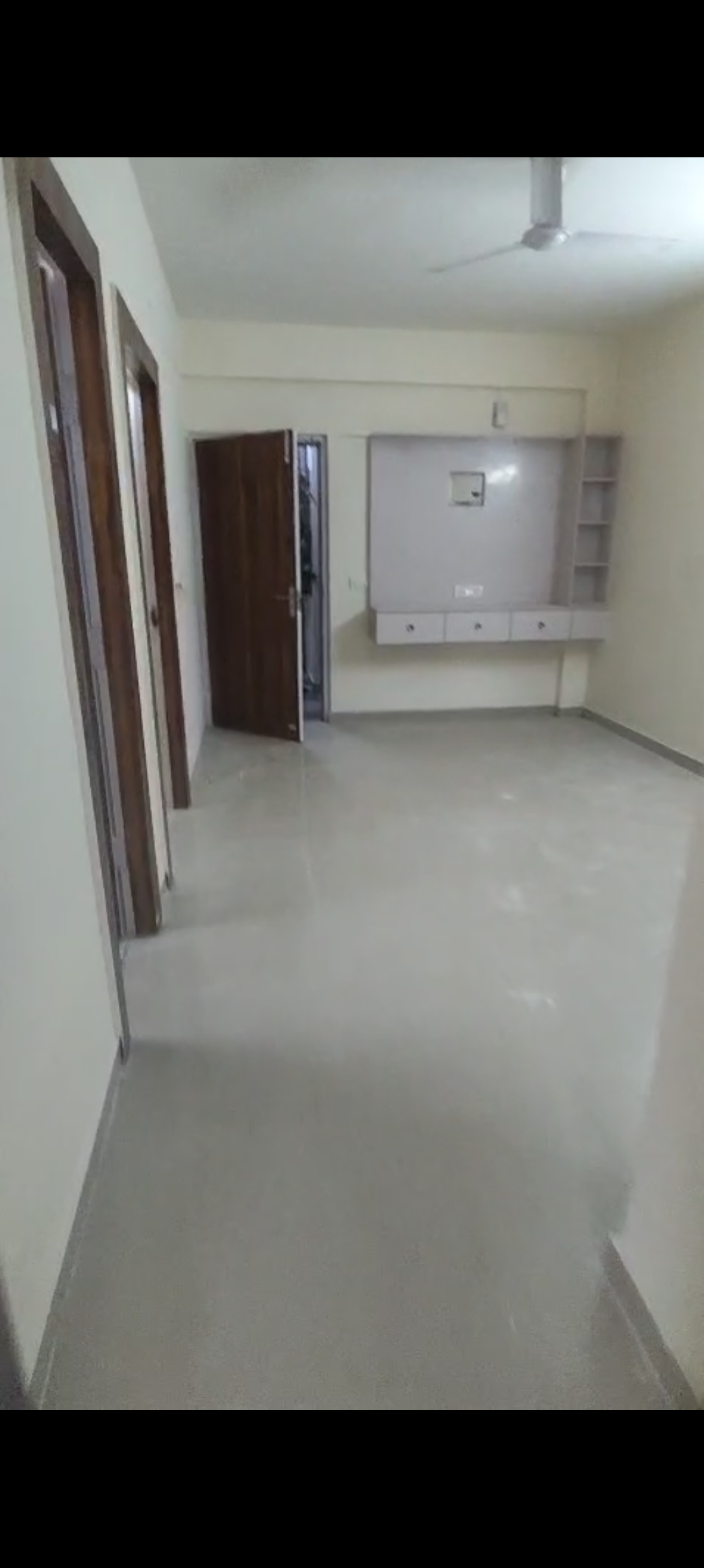 2 BHK Apartment For Sale in Shree Vardhman Green Court