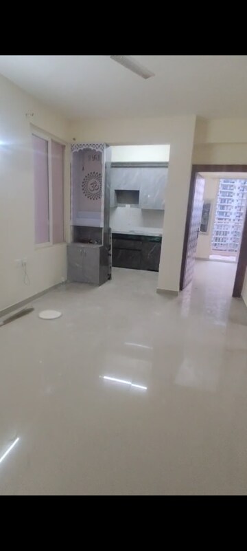 Room in 2 BHK Apartment at Shree Vardhman Green Court, Sector 90 – for Sale