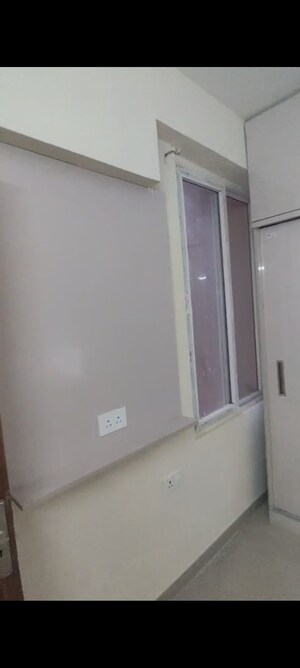 Room in 2 BHK Apartment at Shree Vardhman Green Court, Sector 90 – for Sale