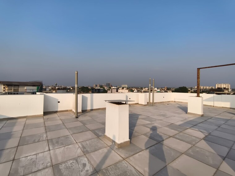 Team Area, ss-mayfield-gardens 3 Bedroom 2259 Sq.Ft. Builder Floor In Sector 51 Gurgaon 9300836