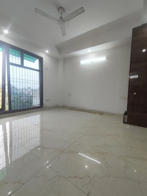 Room in 1 BHK Apartment at Freedom Fighters Enclave – for Rent