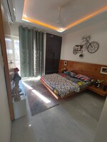 900 Sq.Ft. Pg in Desire pg