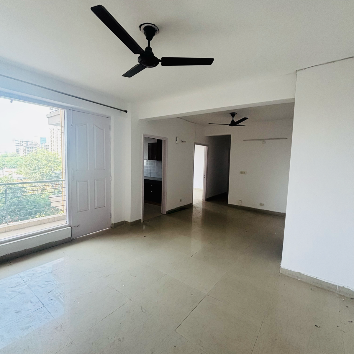 3 BHK + Study Room Apartment For Rent in Tulip White