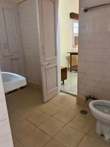Bathroom in 2 BHK Builder Floor at Sector 22 – for Rent