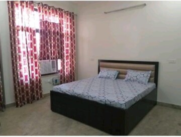 Bedroom in 3 BHK Builder Floor at Empire Floors, Sector 57 – for Rent