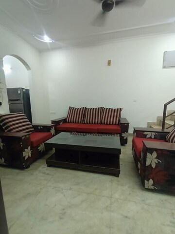 3 BHK Builder Floor For Rent in Empire Floors, Sector 57
