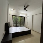 3 BHK 1000 Sq.Ft. Apartment in Status CHS