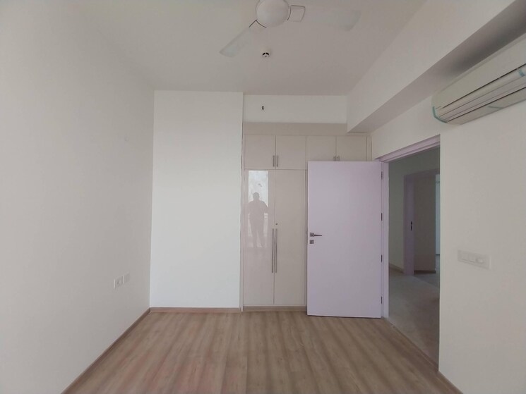 Room, dlf-the-ultima 3.5 Bedroom 2103 Sq.Ft. Apartment In Sector 81 Gurgaon 9300895