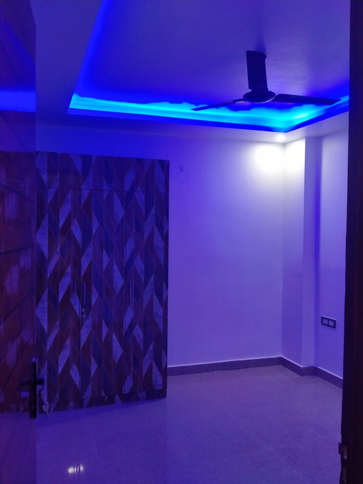 Bedroom, sarfabad village 2.5 Bedroom 1100 Sq.Ft. Builder Floor In Sarfabad Village Noida 9300905