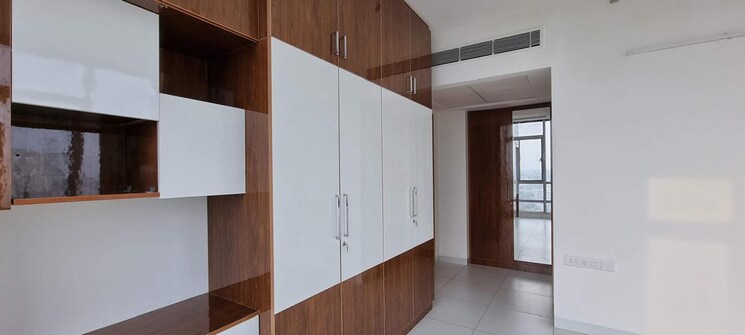 Room, mantri-pinnacle 4 Bedroom 3595 Sq.Ft. Apartment In Hulimavu Bangalore 9300920