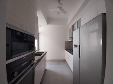 Kitchen in 3.5 BHK Apartment at DLF The Ultima, Sector 81 – for Rent