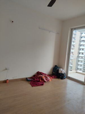 Furnished Amenities in 3 BHK Apartment at Emaar Imperial Gardens, Sector 102 – for Rent