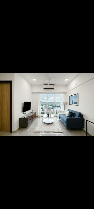 Master Bedroom in 3 BHK Apartment at LnT Veridian, Powai – for Sale