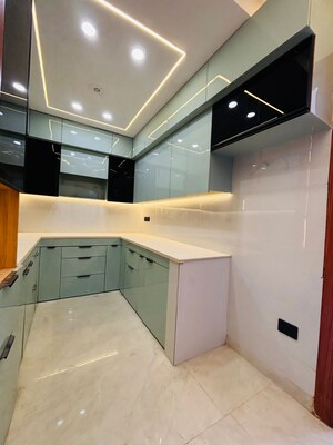 Kitchen in 3 BHK Builder Floor at Dwarka Mor – for Rent