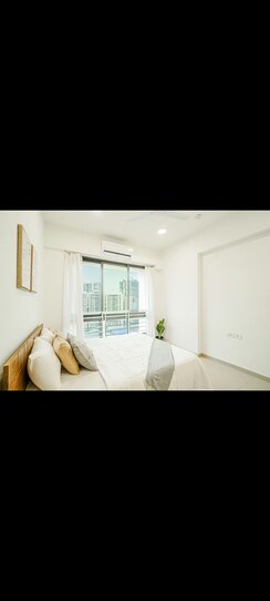 3 BHK + Study Room Apartment For Sale in Mahindra Splendour
