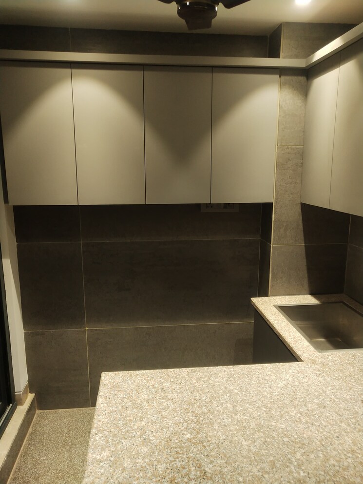 undefined, sector 56 1.5 Bedroom 1050 Sq.Ft. Independent House In Sector 56 Noida 9301062