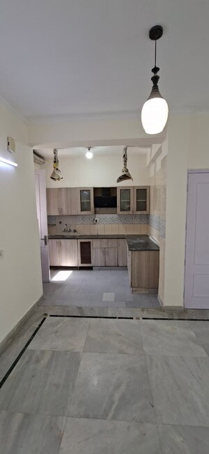 Kitchen in 3 BHK Builder Floor at SS Mayfield Gardens, Sector 51 – for Rent