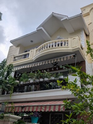 3 BHK Builder Floor – Exterior View View at SS Mayfield Gardens, Sector 51 - for Rent