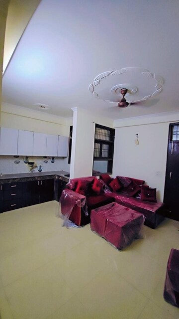 Bedroom in 1 BHK Builder Floor at Saket – for Rent