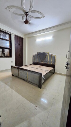 Bedroom in 1 BHK Builder Floor at Saket – for Rent