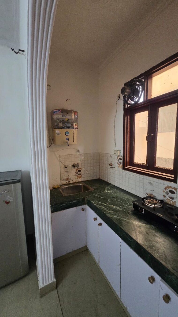 Kitchen, saket 2 Bedroom 450 Sq.Ft. Builder Floor In Saket Delhi 9301099