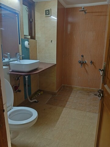 Bathroom in 3.5 BHK Independent House at Sector 56 – for Rent