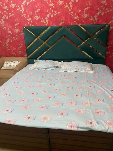 Bedroom in 2 BHK Apartment at Penta Homes, Vip Road – for Rent