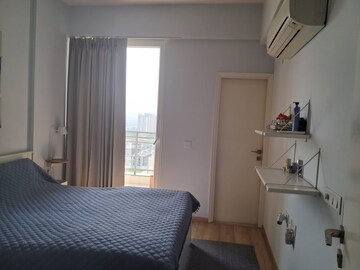 Bedroom in 3.5 BHK Apartment at DLF The Ultima, Sector 81 – for Rent