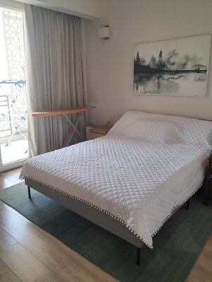 Bedroom in 3.5 BHK Apartment at DLF The Ultima, Sector 81 – for Rent