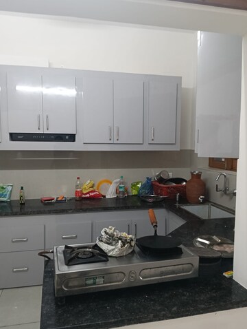 2 BHK Builder Floor – Nearby View at Pir Machalla - for Rent